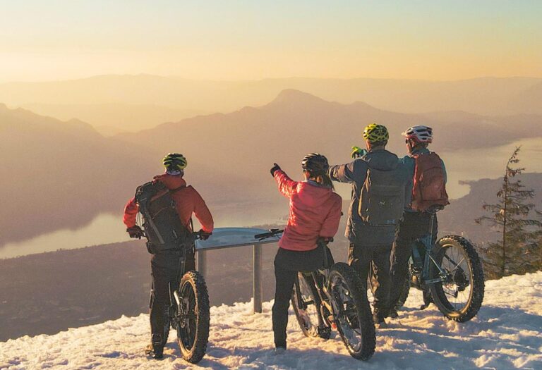 E-fatbike et Apéro lors d'une randonnée au coucher du soleil avec Expérience Vélo